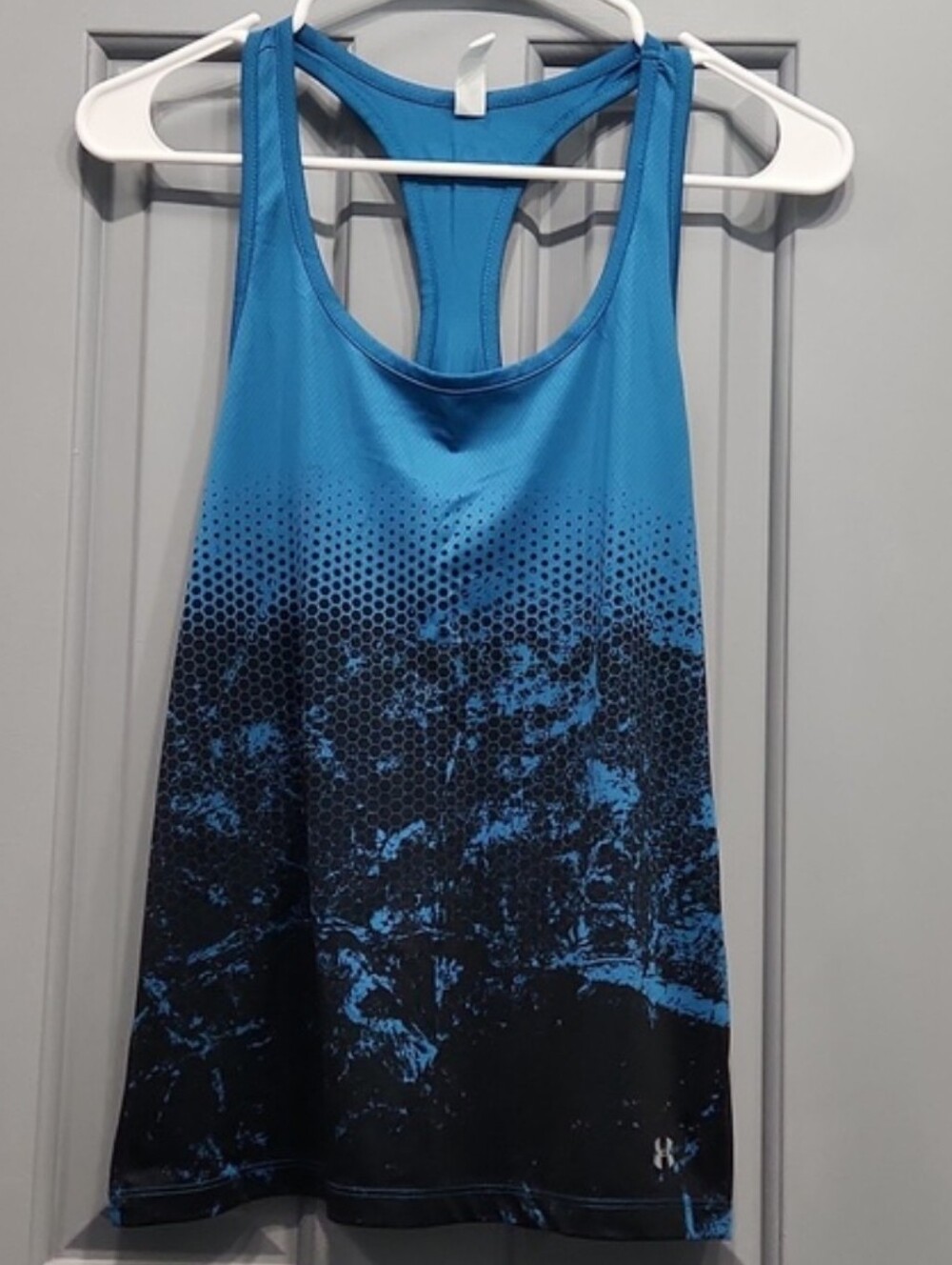 NWOT Under Armour Abstract Hexagon Honeycomb Teal Blue Black Tank Top XS